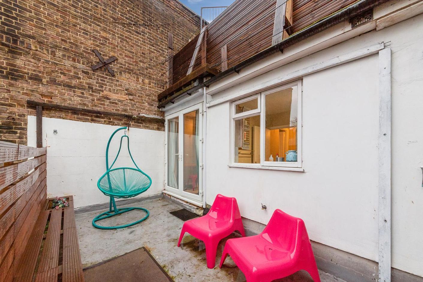 Modernised 1 And 2 Bedrooms Option Terrace And Balcony High Street Appartement Londres